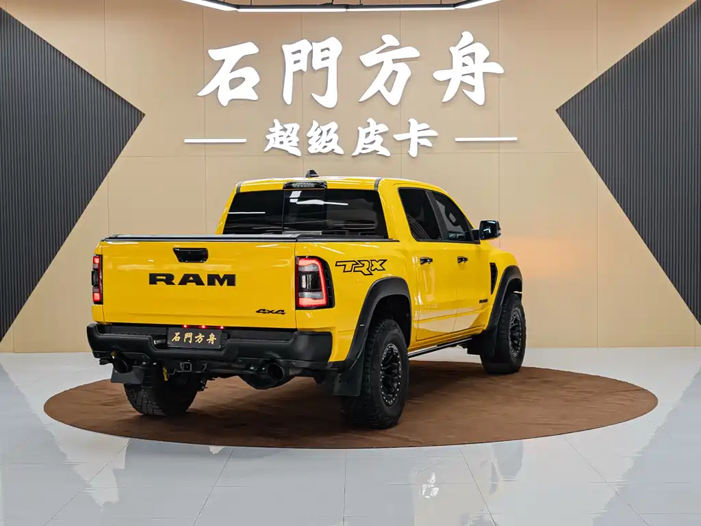 RAM Trucks RAM Trucks霸王龙 2023款 6.2 T TRX 美规版