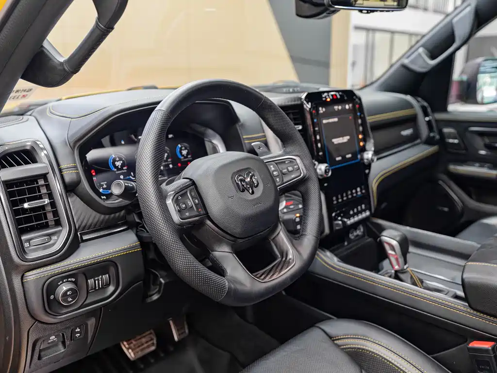 RAM Trucks RAM Trucks霸王龙 2023款 6.2 T TRX 美规版