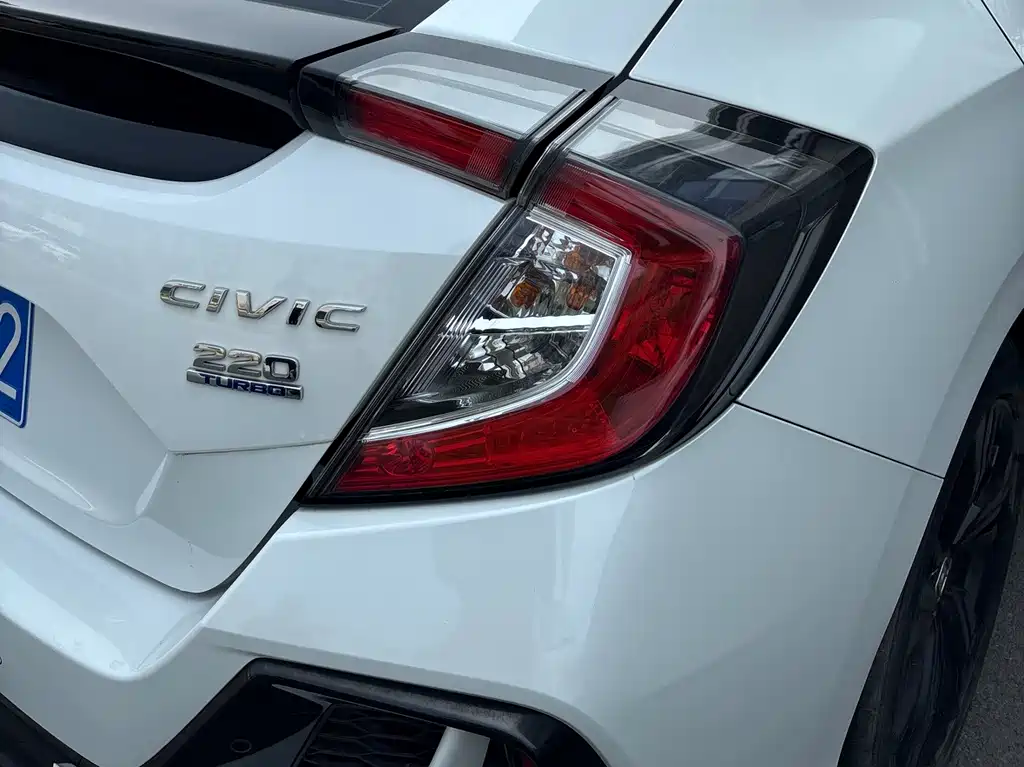 Civic HATCHBACK 220 TURBO CVT Trend Cool Control