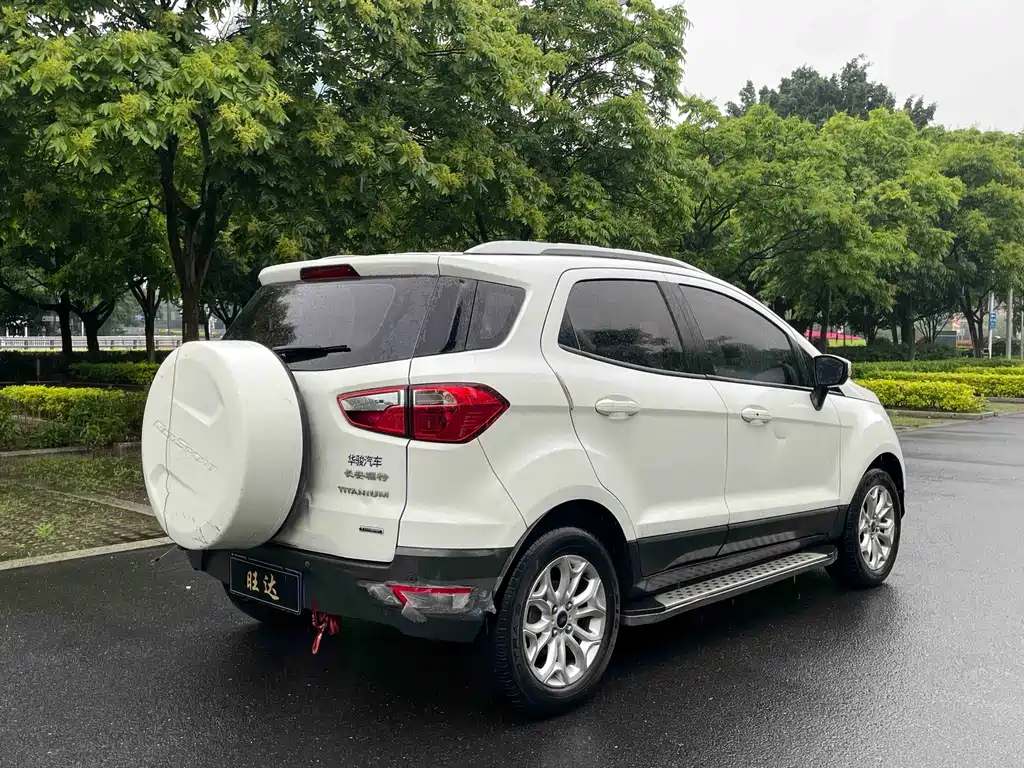 EcoSport 1.0 L GTDi Manual Distinguished