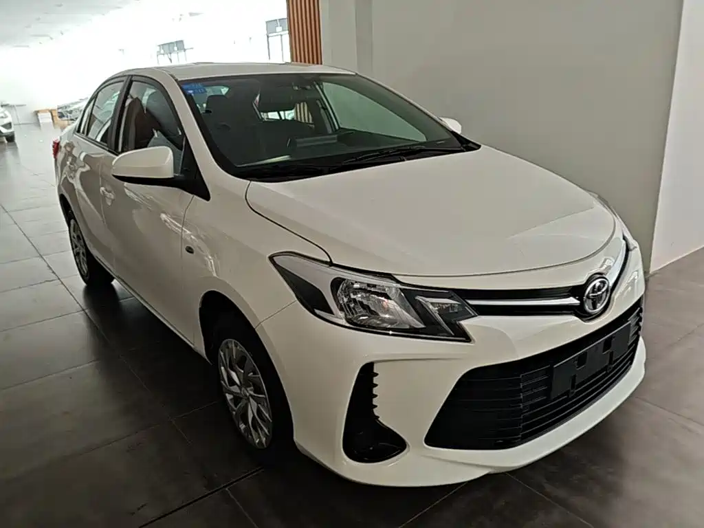 Vios 1.5 L CVT Creation