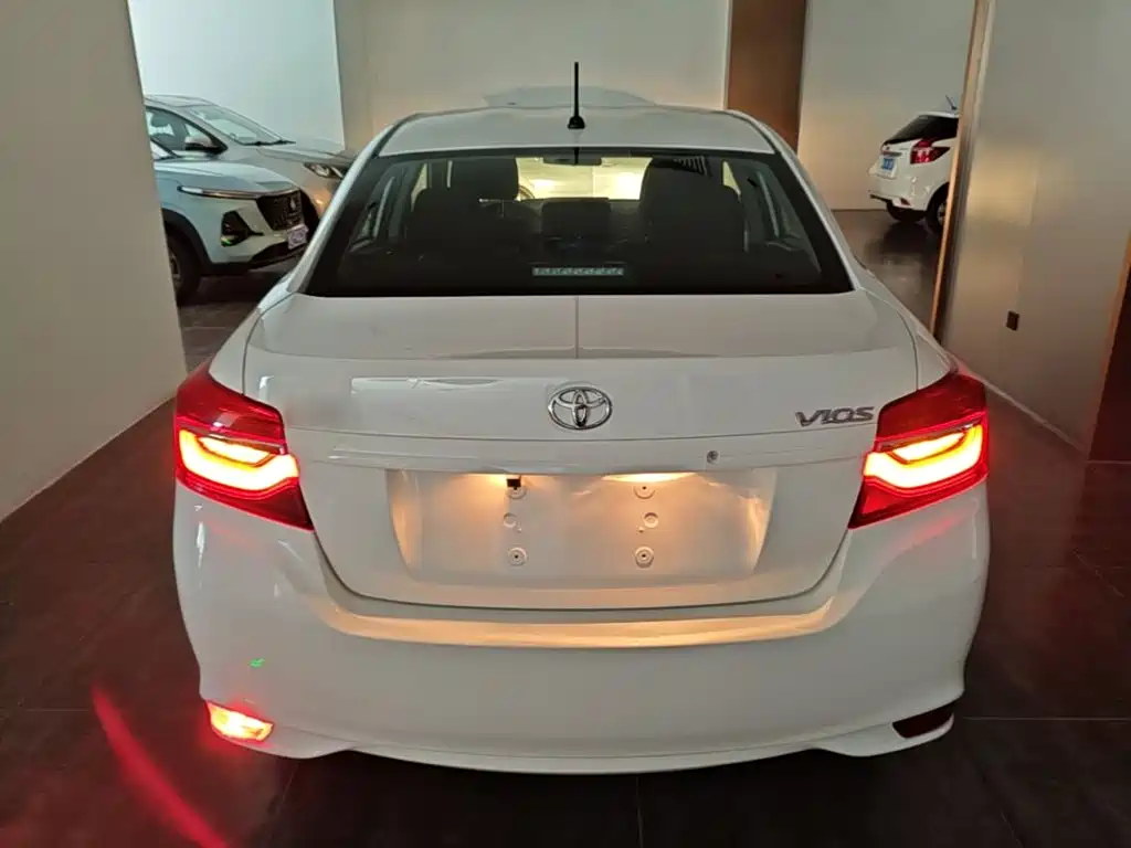 Vios 1.5 L CVT Creation