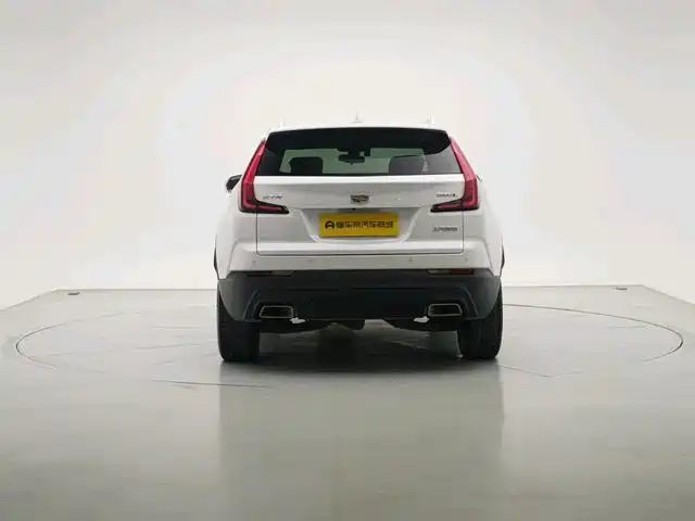 Cadillac XT4 28 T 2 WD Tech