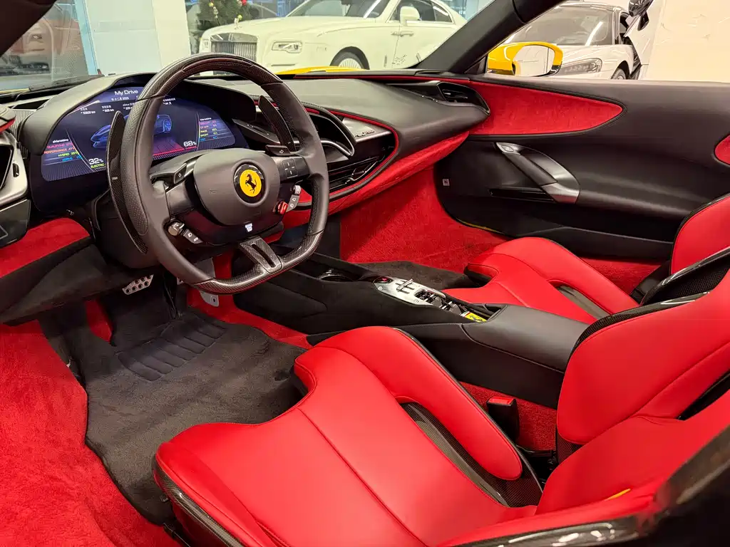 SF90 3.9 T V8 Spider