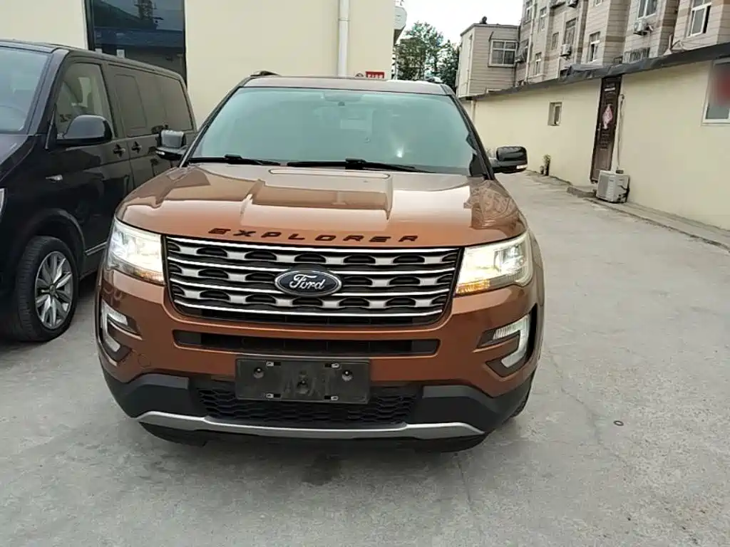 Explorer (Import) 2.3 T Style