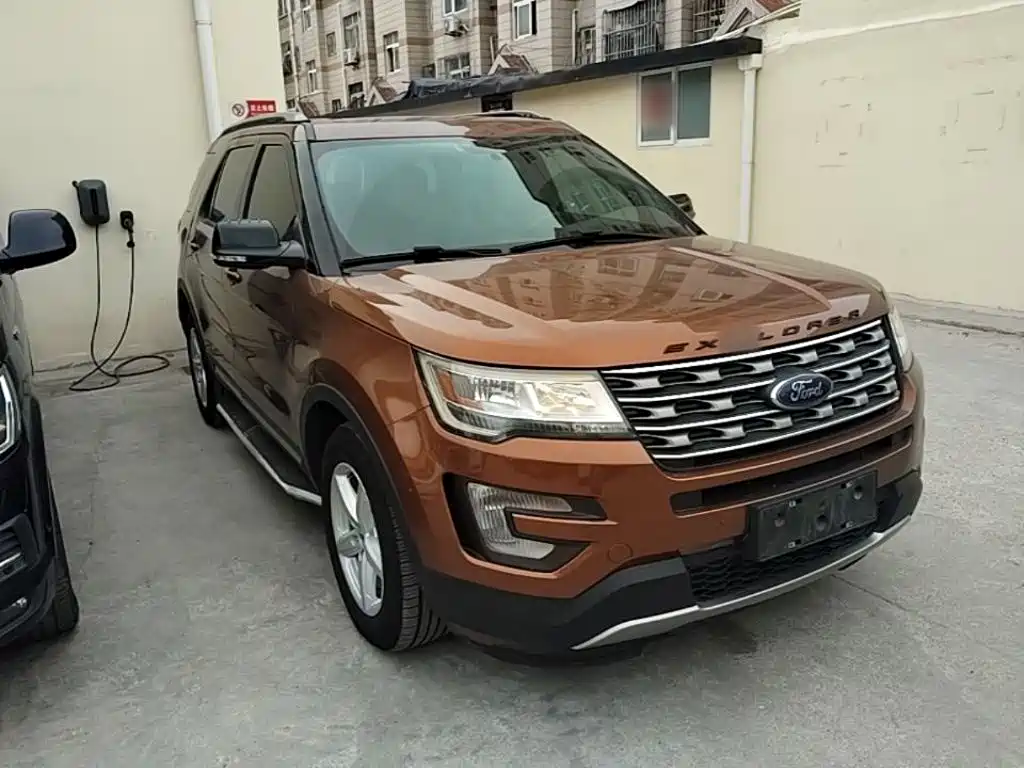 Explorer (Import) 2.3 T Style