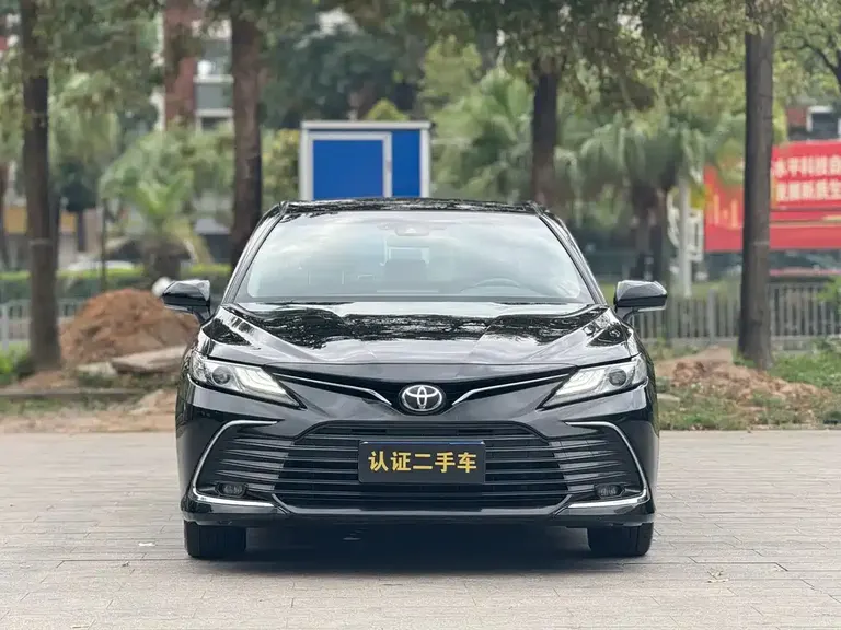 Toyota Camry 2.0 G Luxury