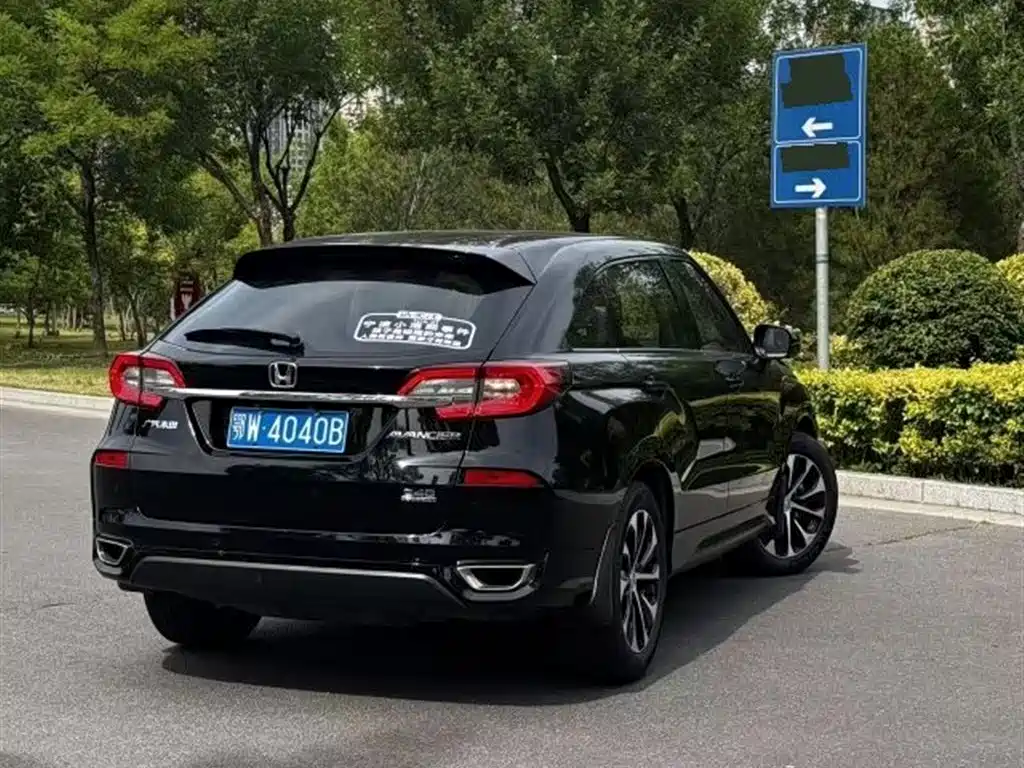 Avancier 240 TURBO 2 WD Luxury