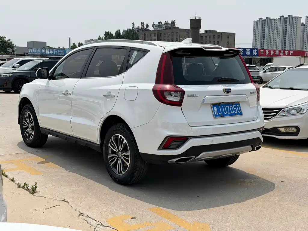 Vision X6 1.8 L Manual 4 G Connected Luxury