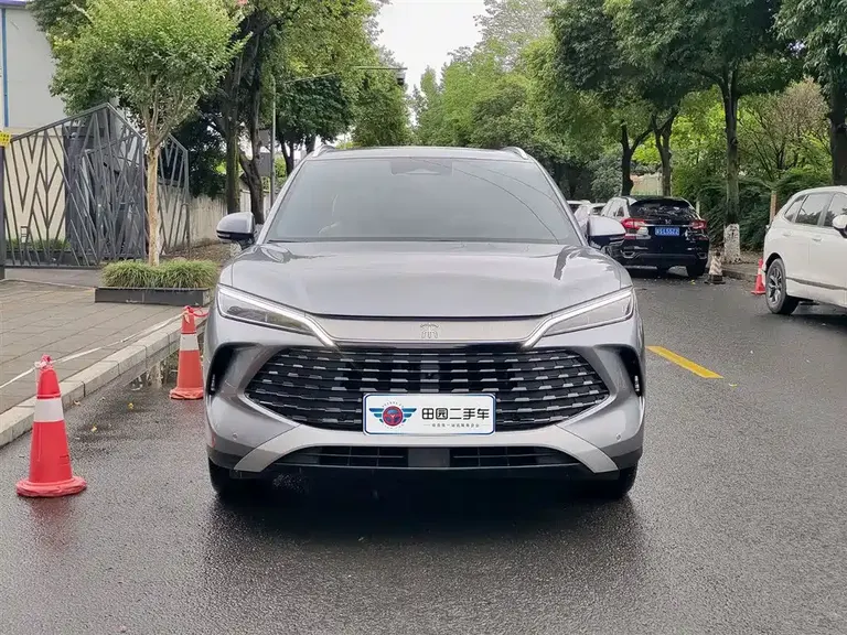 BYD Song L DM-i 112 km Transcend