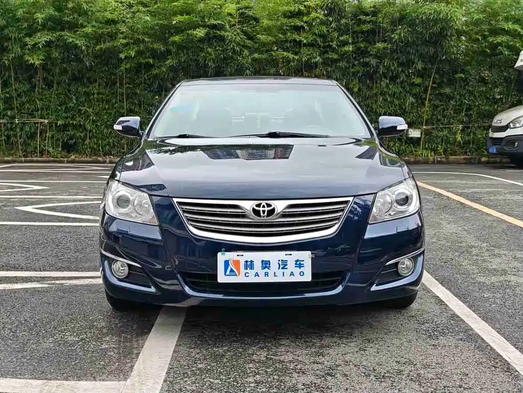 Camry 240 G Luxury