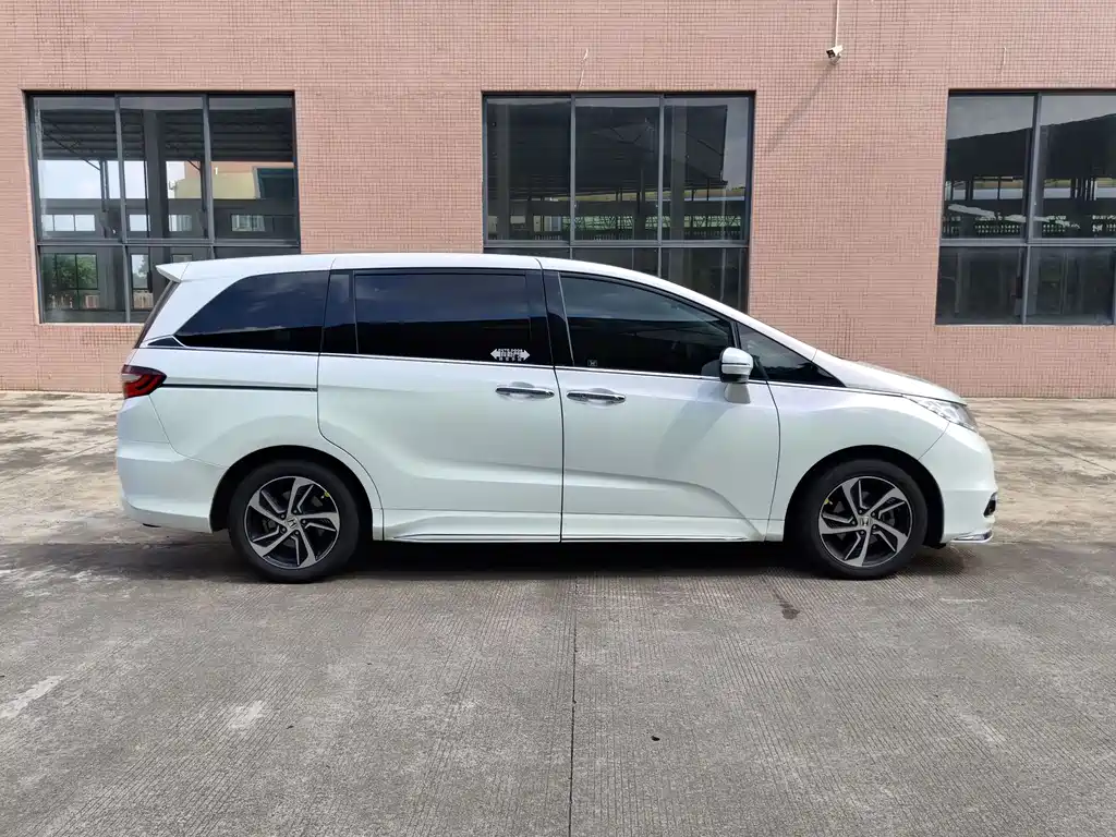 Odyssey 2.4 L Smart Enjoyment