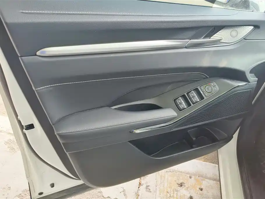 Haval H6 3 rd Gen 1.5 T DHT