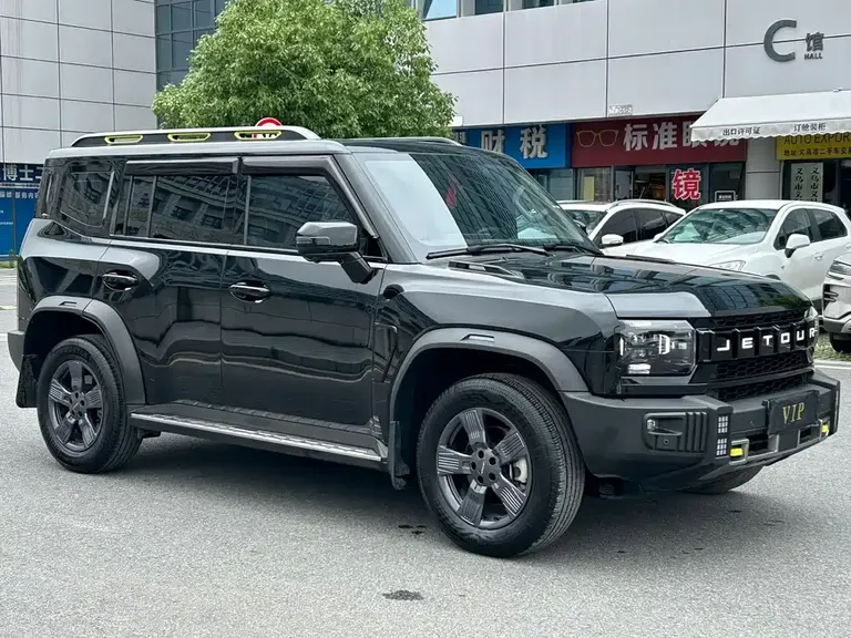 Jetour Traveller 1.5 T 2 WD Discovery PRO