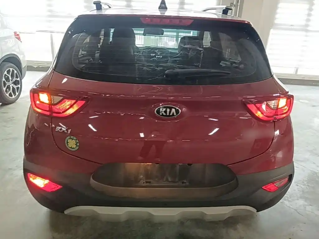 Stonic 1.4 L Auto Fun Enjoyment
