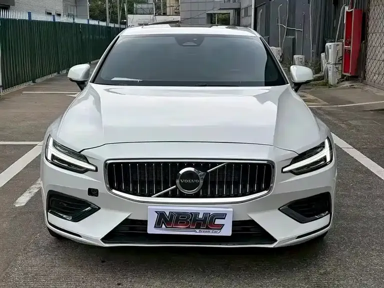 Volvo S60 B4 Smart Ease Luxury