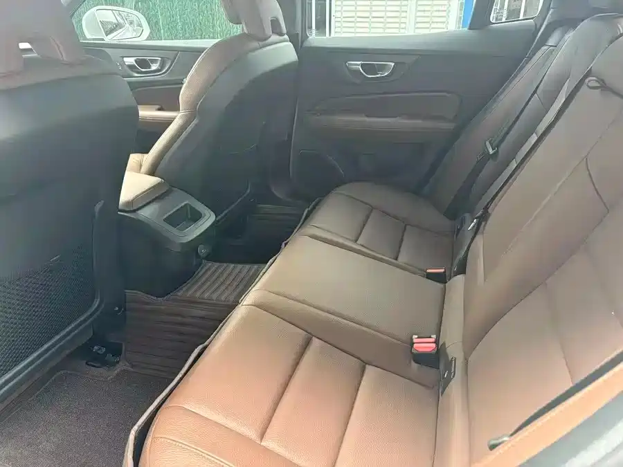 Volvo S60 B4 Smart Ease Luxury