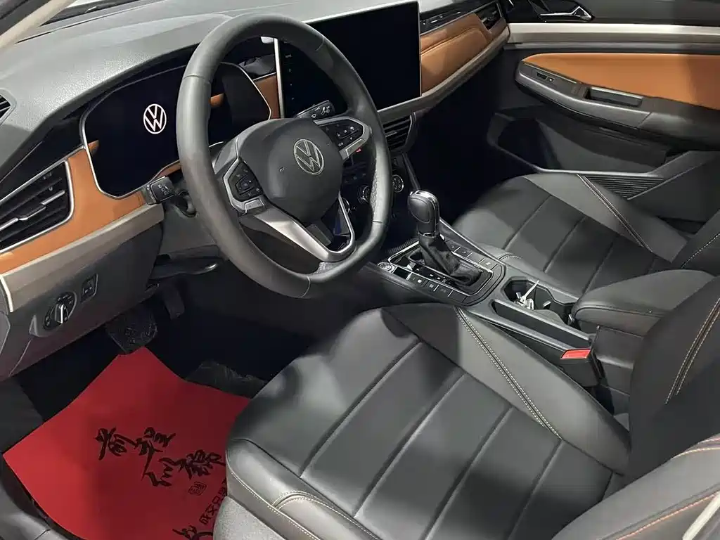 Bora 200 TSI DSG Joy Travel