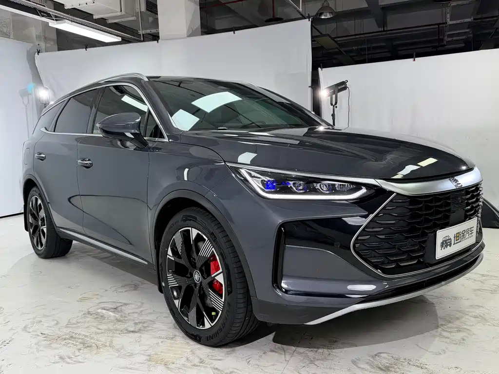 Tang NEV 唐新能源 2024款 DM-p 冠军版 215 KM 四驱旗舰型