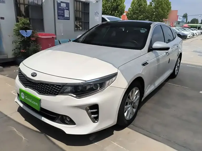 Kia K5 1.6 T Auto LUX