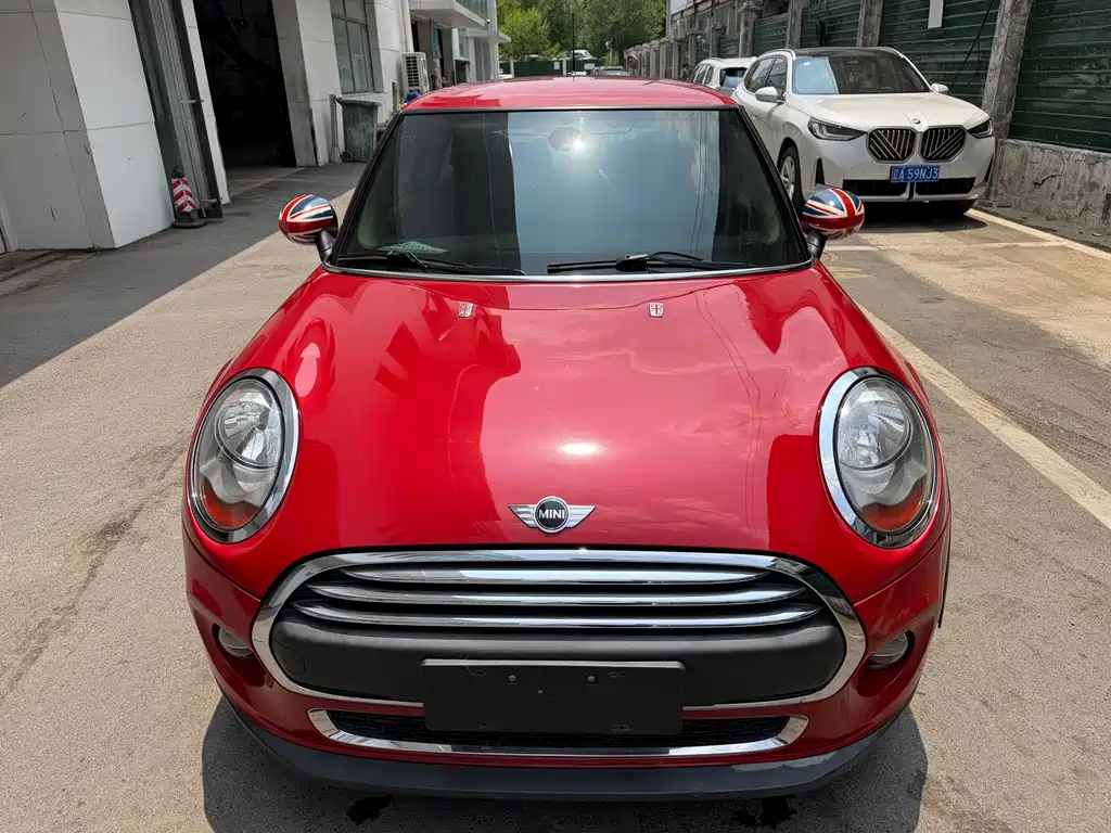MINI 1.2 T ONE
