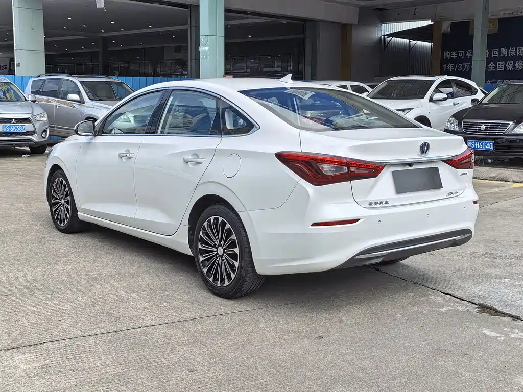 Eado 逸动 2018款 高能版 1.6 L GDI 自动争锋型 国V