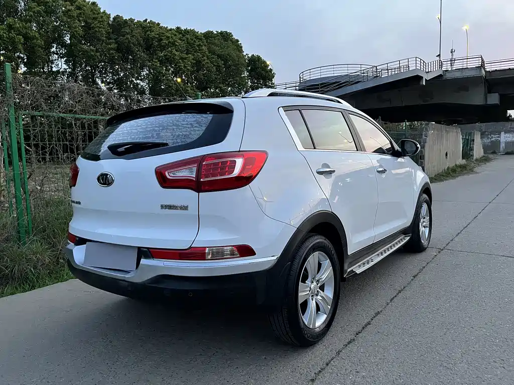 Sportage 2.0 L Auto 2 WD GLS