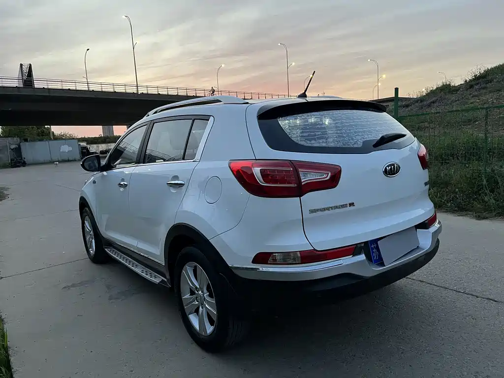 Sportage 2.0 L Auto 2 WD GLS