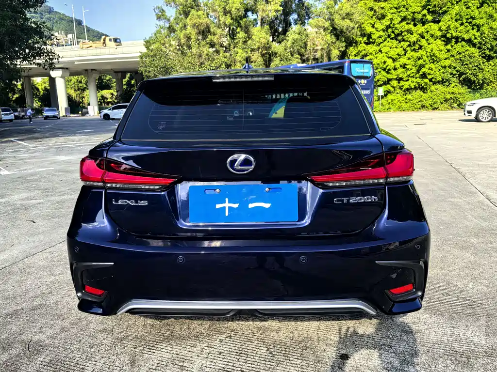 Lexus CT CT200 h Elite Mono CN-V