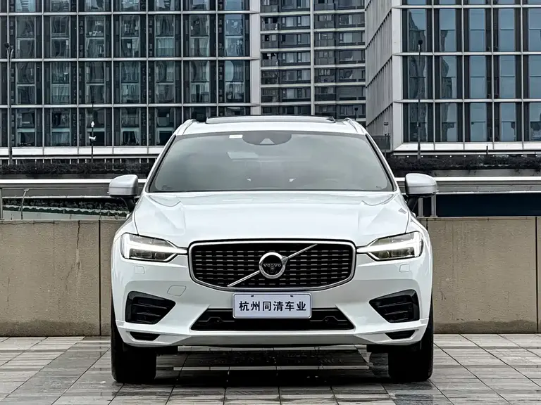 Volvo XC60 沃尔沃XC60 2019款 T5 四驱智雅运动版 国VI