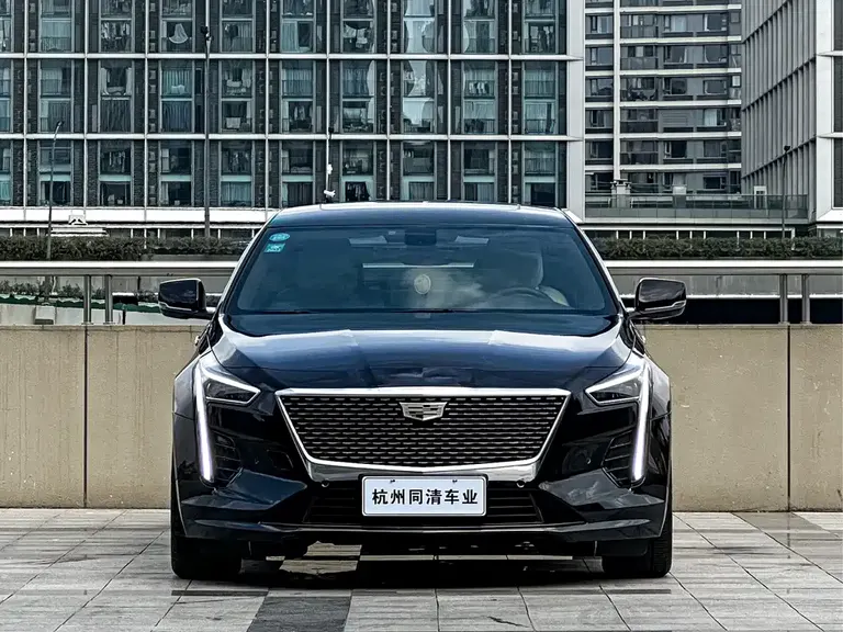 Cadillac CT6 28 T Fashion