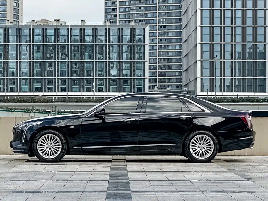 Cadillac CT6 28 T Fashion