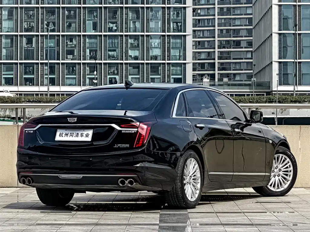 Cadillac CT6 28 T Fashion
