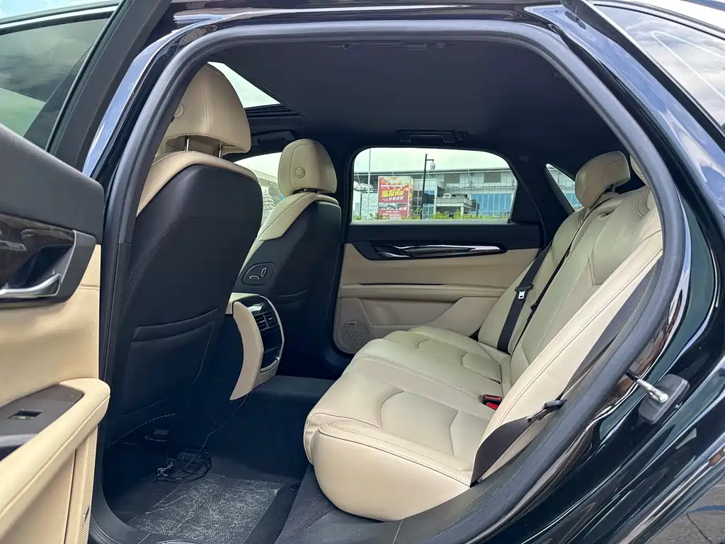 Cadillac CT6 28 T Fashion