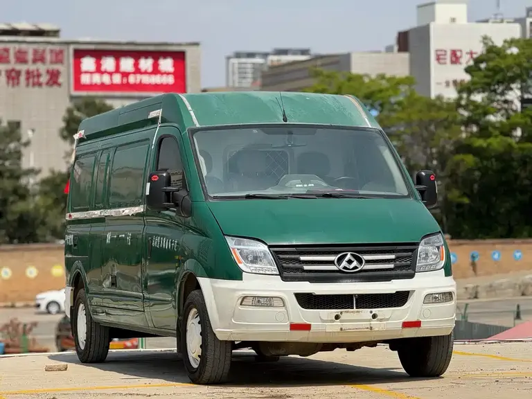 Maxus Xintu V80 新途V80 2017款 2.5 T 自动