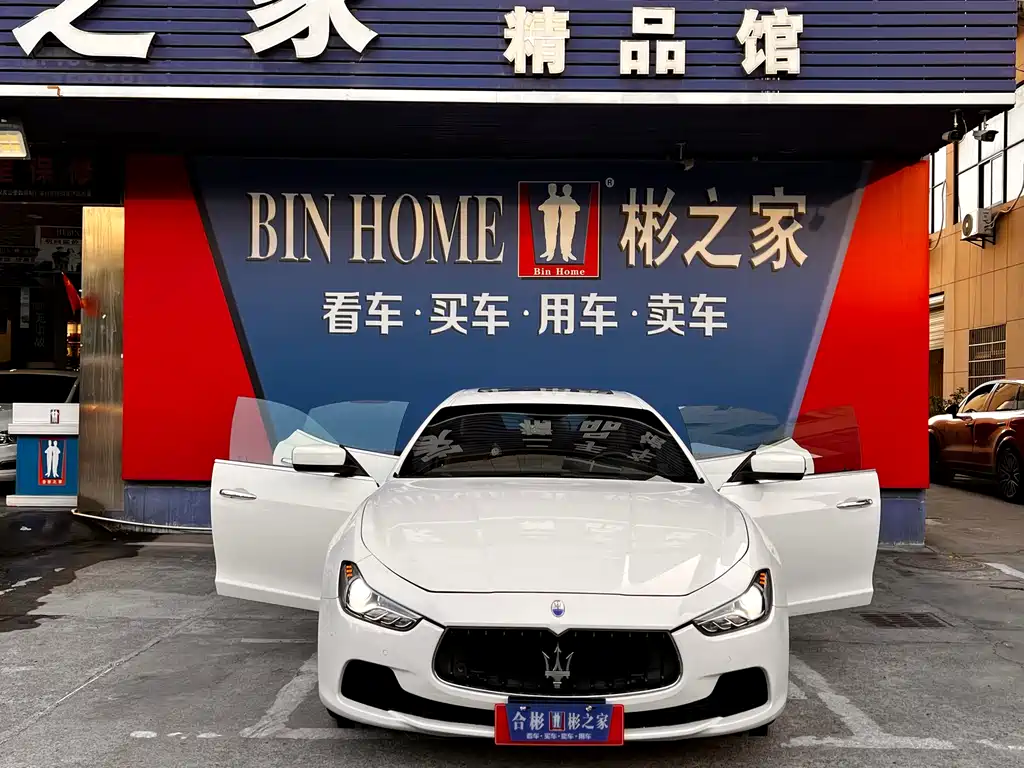 Ghibli 3.0 T Standard