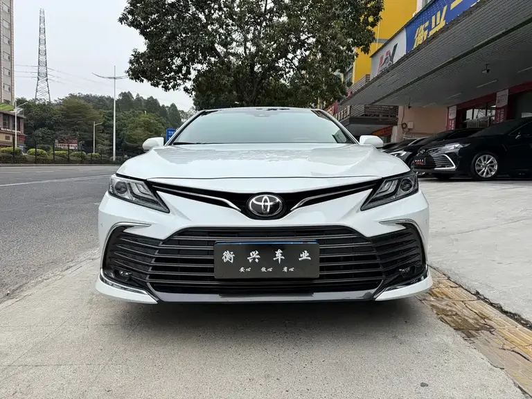 Toyota Camry 2.0 G Luxury