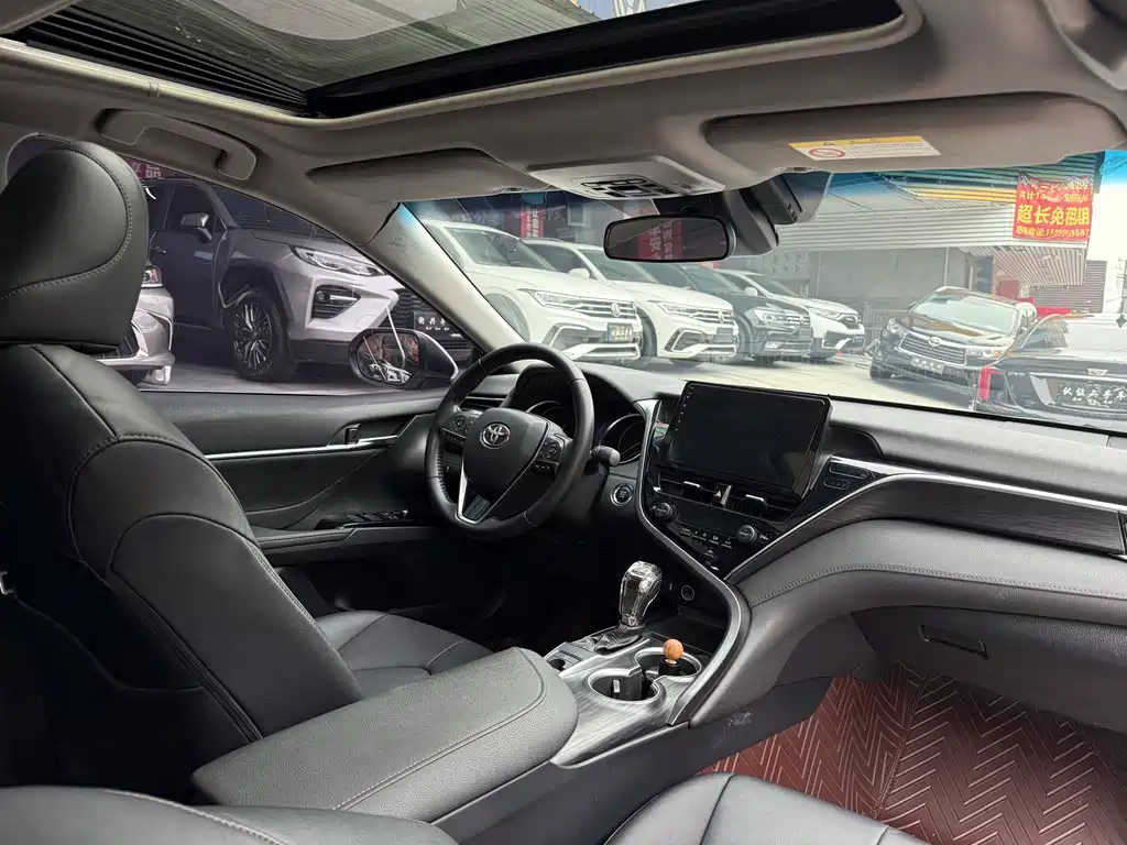 Camry 2.0 G Luxury