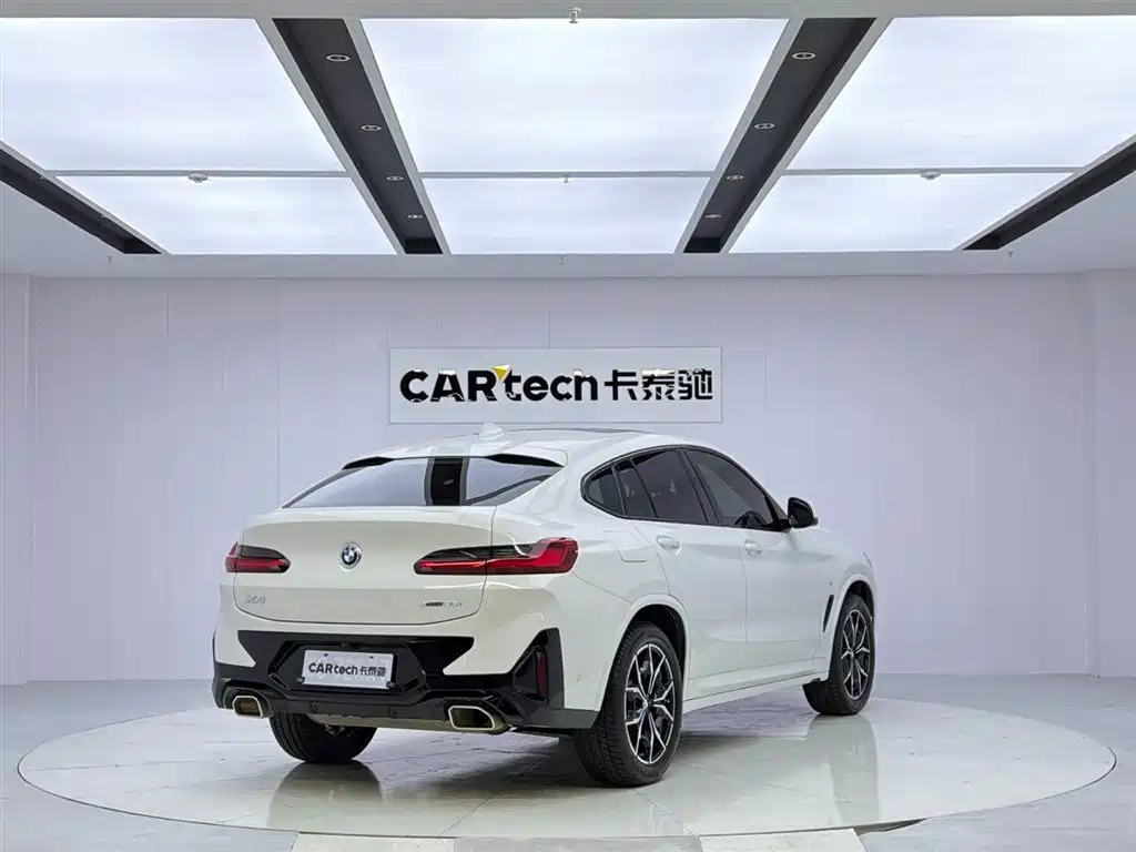 BMW X4 xDrive 25 i M Sport Package