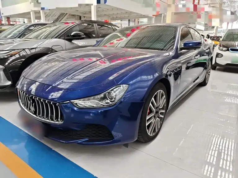 Maserati Ghibli 3.0 T Standard