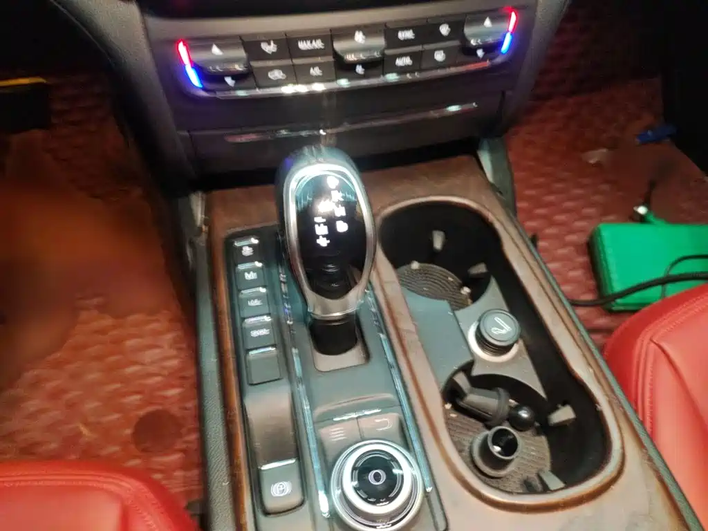 Ghibli 3.0 T Standard