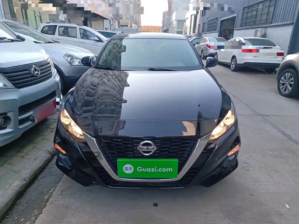 Teana 2.0 L XE Exclusive