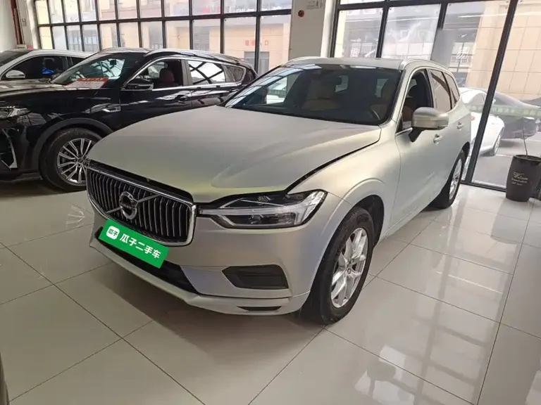 Volvo XC60 T5 4 WD Smart Ease