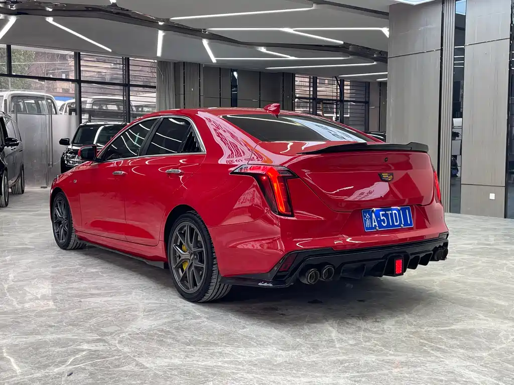 Cadillac CT4 28 T Luxury