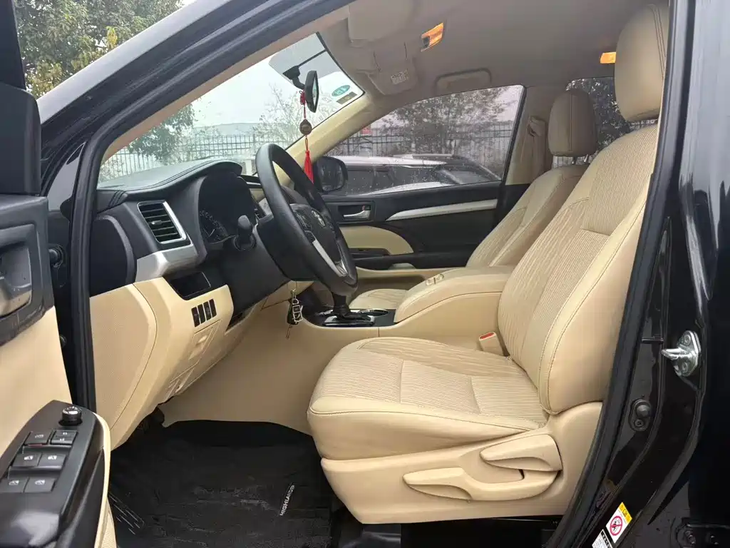 Highlander 2.0 T 2 WD Elite 5-seat