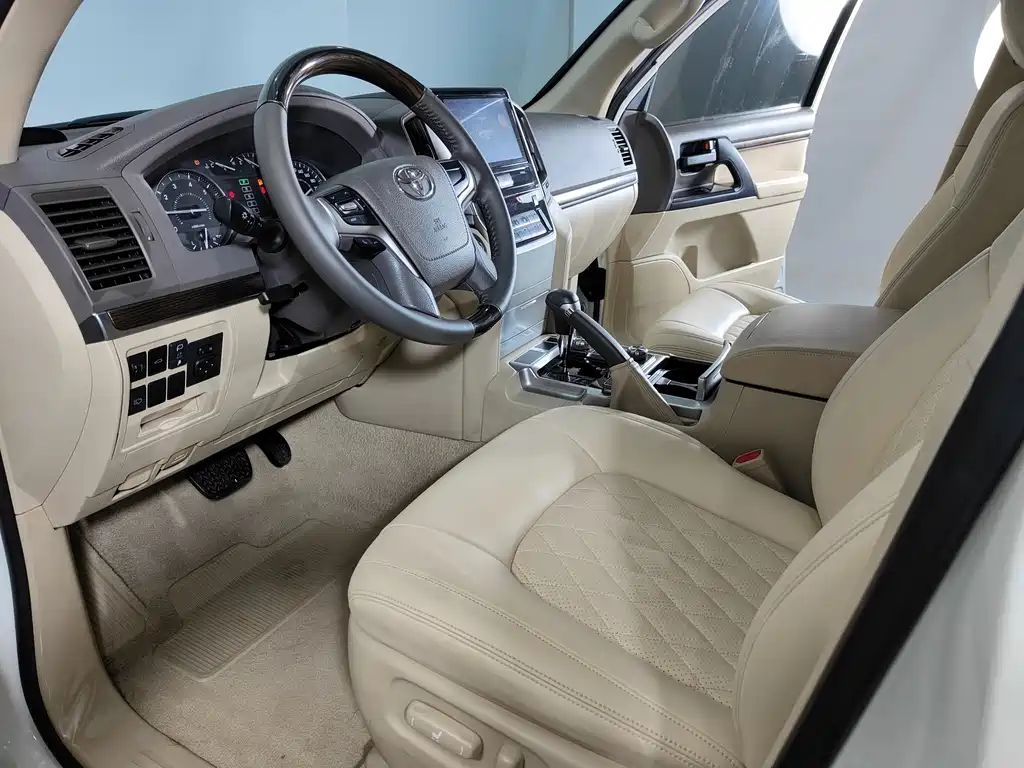Land Cruiser (Import) 4.0 L Auto