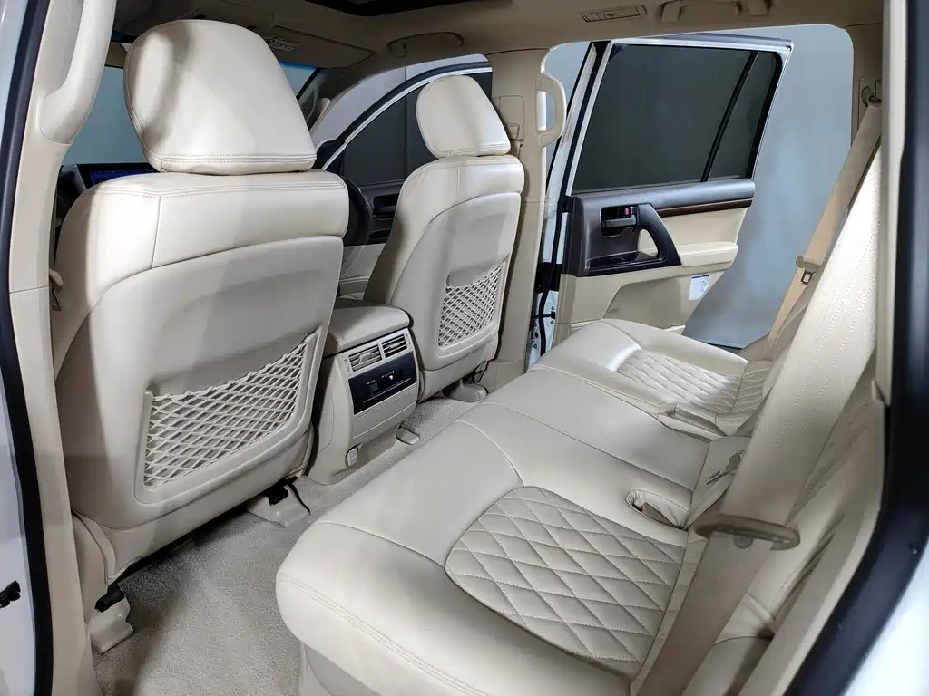 Land Cruiser (Import) 4.0 L Auto