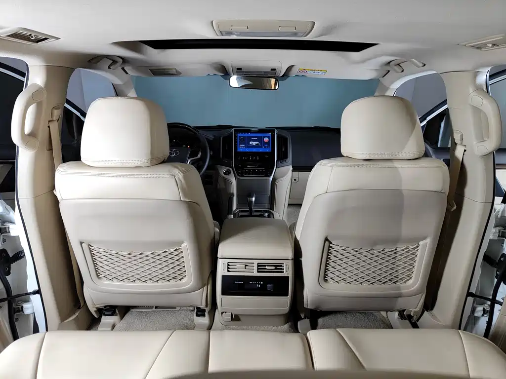 Land Cruiser (Import) 4.0 L Auto