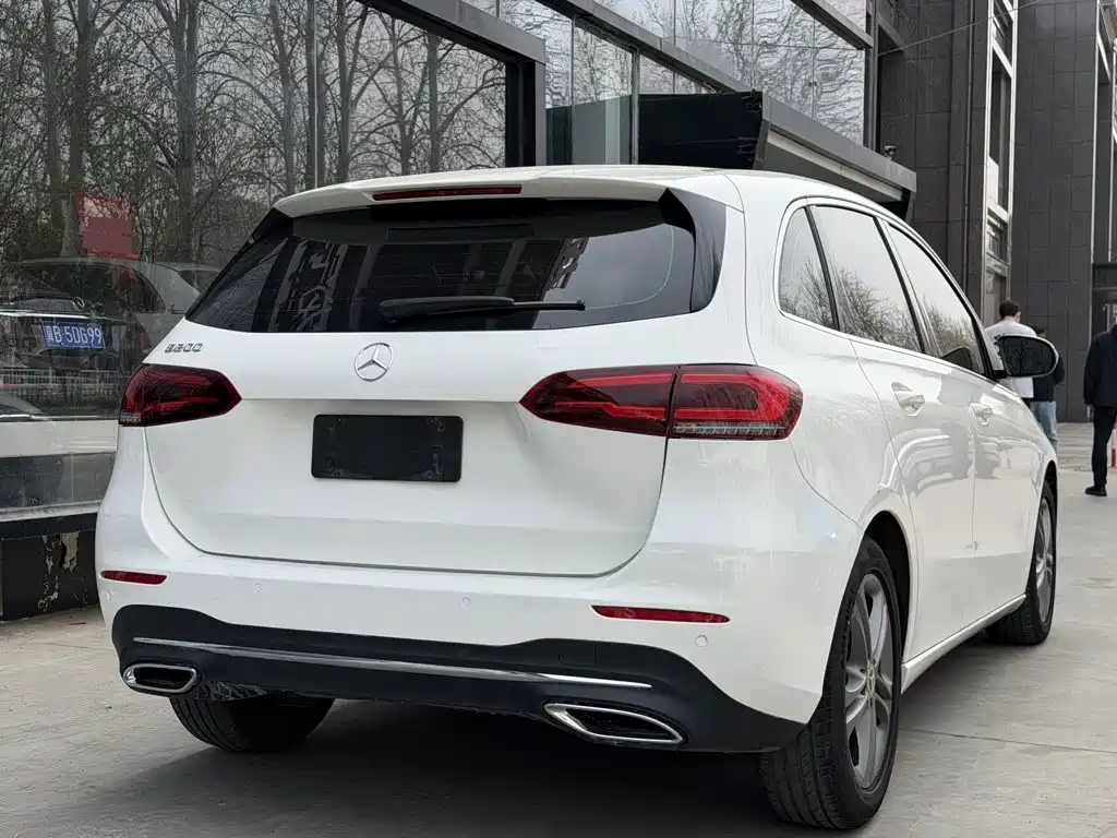 Mercedes-Benz B-Class B 200 Fashion