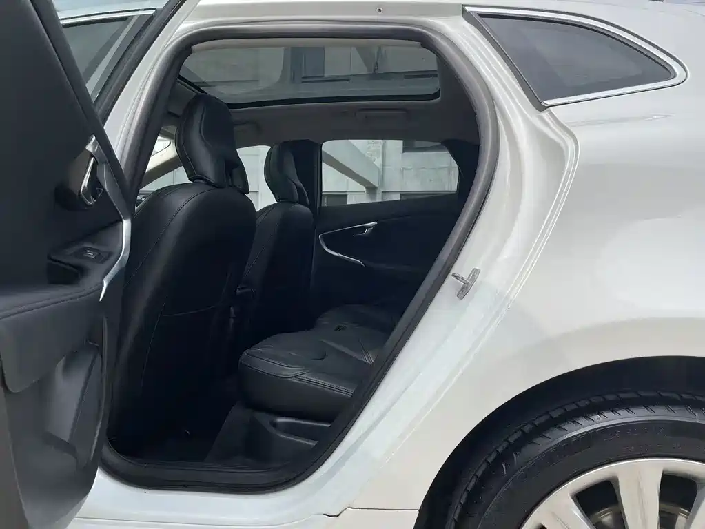 Volvo V40 1.6 T Smart Grace